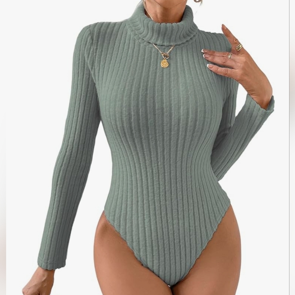 Ribbed Turtleneck Bodysuit - NWOT, Green